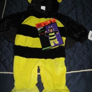 0-6 MONTHS BUMBLE BEE